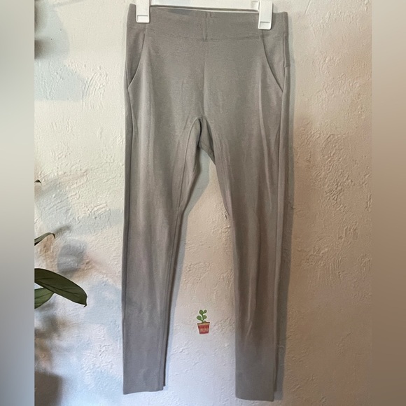 Lunya Leggings - Picture 1 of 5